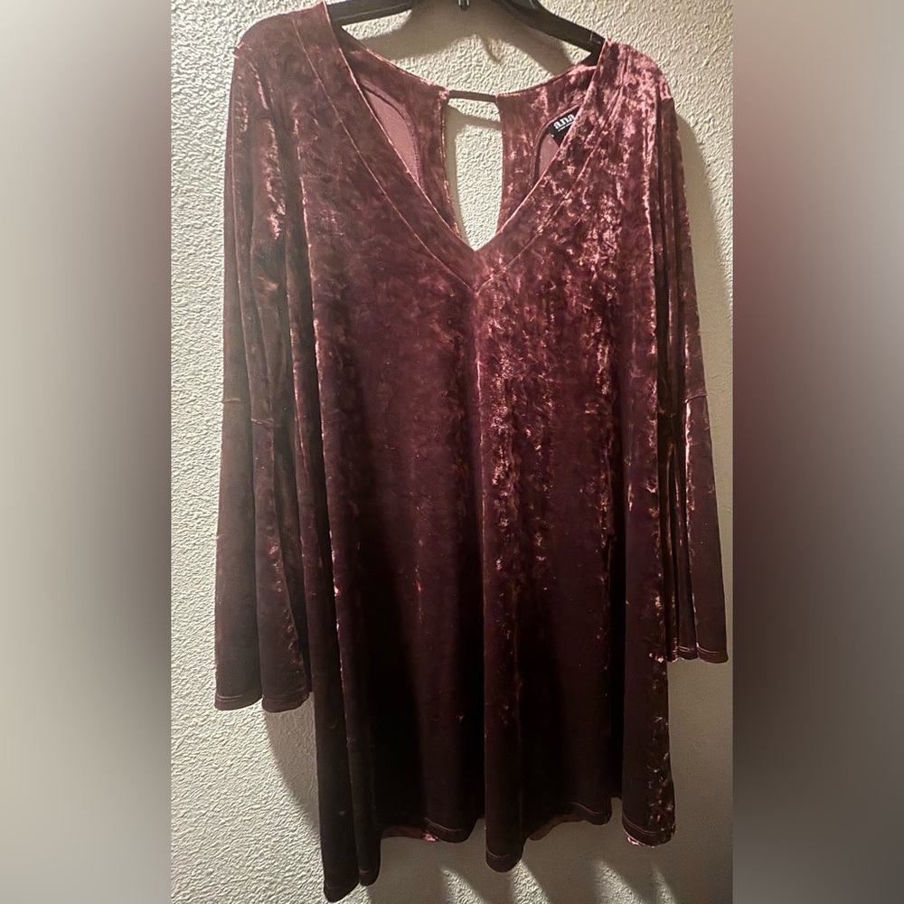 Elegant Velvet Burgundy Dress